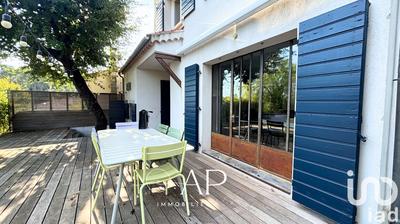 Maison - 102 m² - 5 pièces