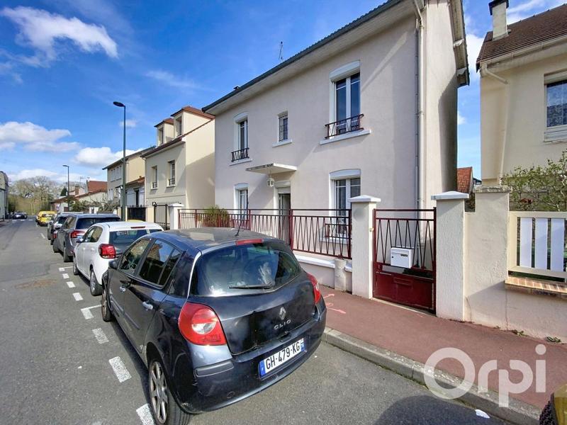 Maison - 75 m² - 3 pièces