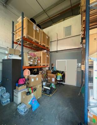 Atelier d'activités - 180 m² - 2 pièces