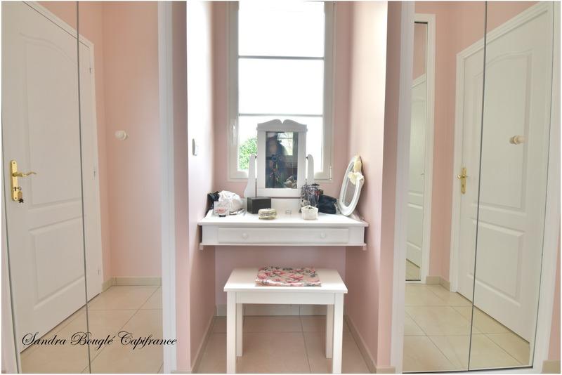 Maison - 216 m² - 9 pièces