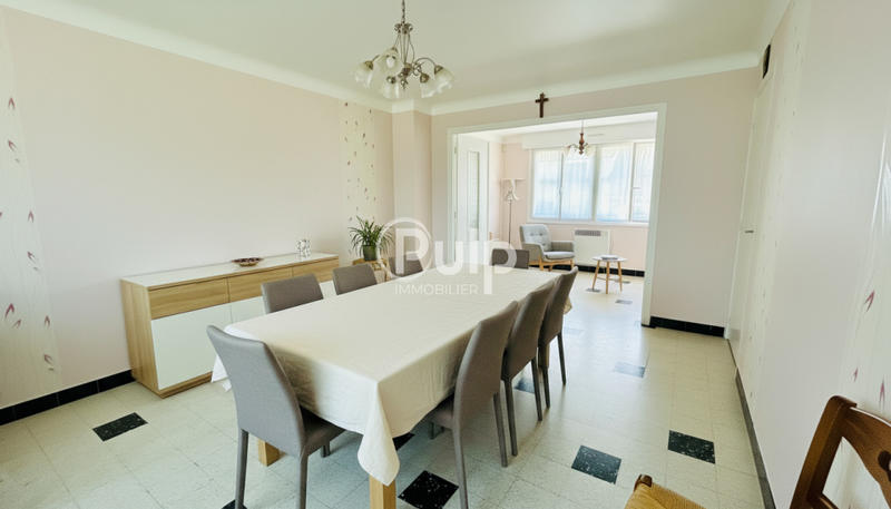 Maison - 102 m² - 5 pièces