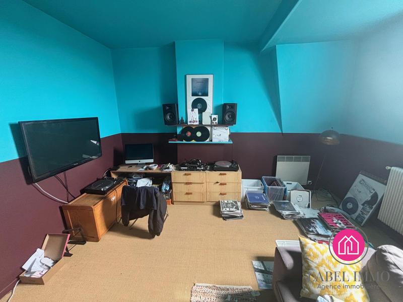 Maison - 180 m² - 10 pièces