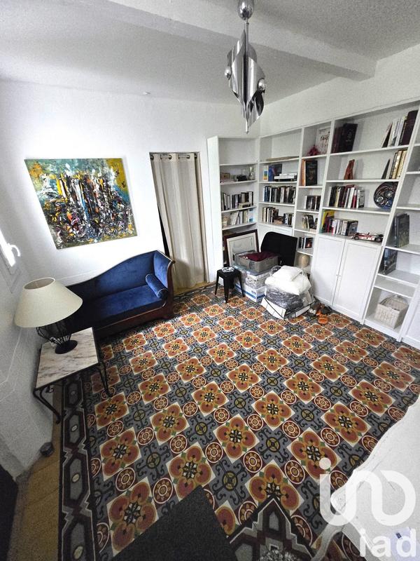 Maison - 300 m² - 12 pièces