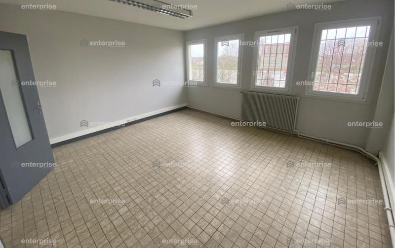 Bureau - 173 m²