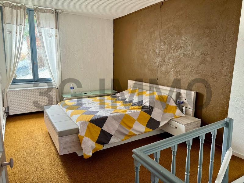 Villa - 198 m² - 10 pièces