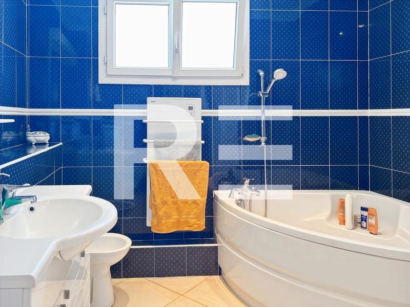 Maison - 137 m² - 4 pièces