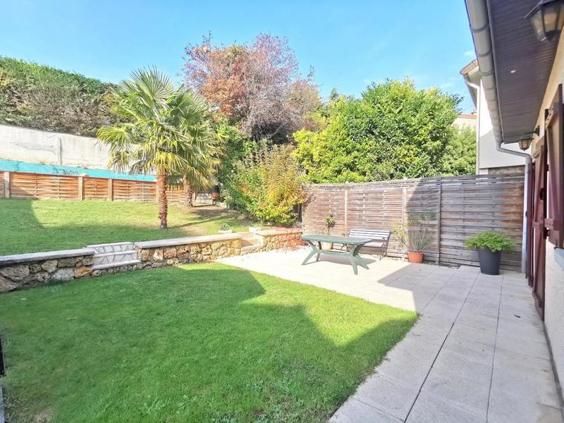 Pavillon - 110 m² - 4 pièces