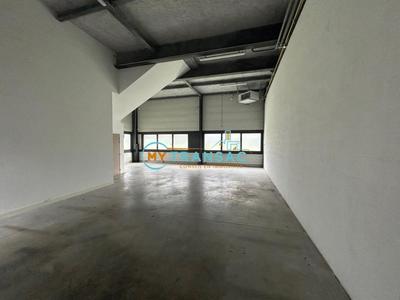 Local d'activités - 226 m²