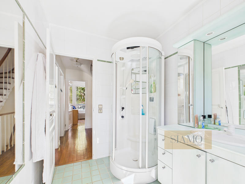 Maison - 152 m² - 7 pièces