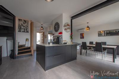 Maison - 113 m² - 4 pièces