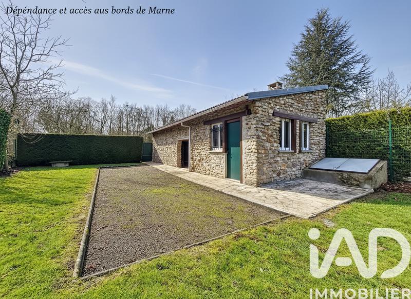 Maison - 166 m² - 8 pièces