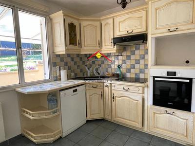 Maison - 106 m² - 7 pièces