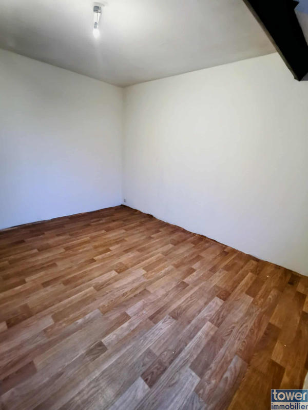 Maison - 107 m² - 6 pièces