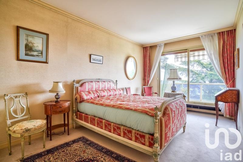 Appartement - 144 m² - 5 pièces