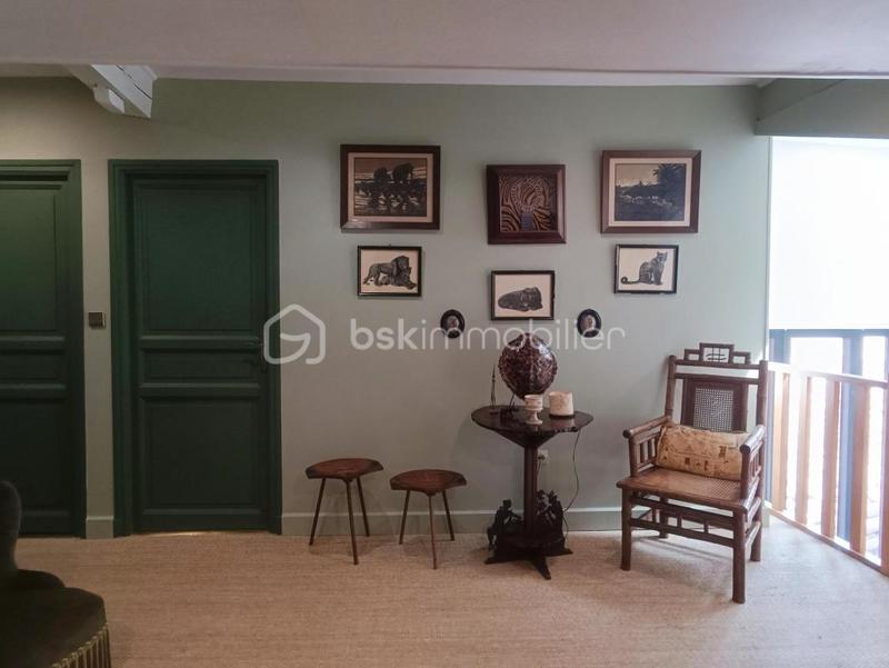 Maison de ville - 230 m² - 7 pièces