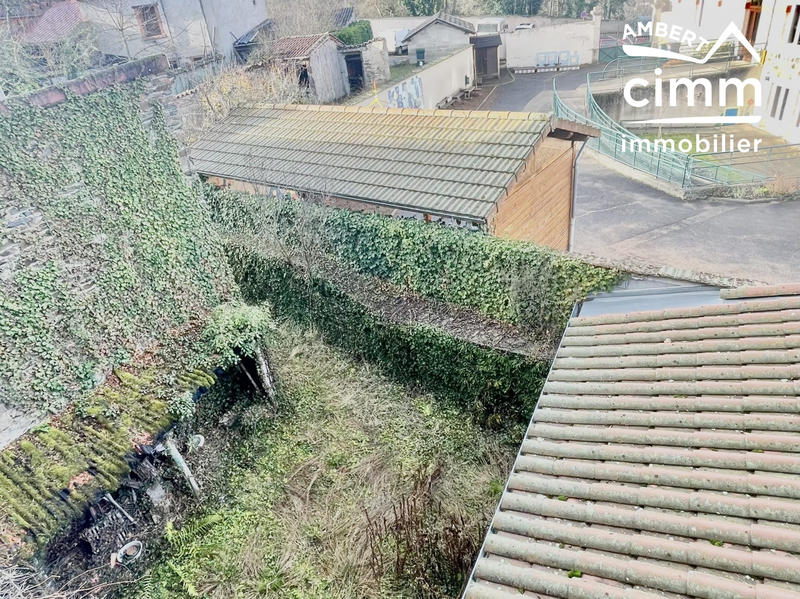 Maison - 95 m² - 5 pièces