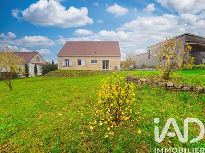 Maison - 93 m² - 4 pièces