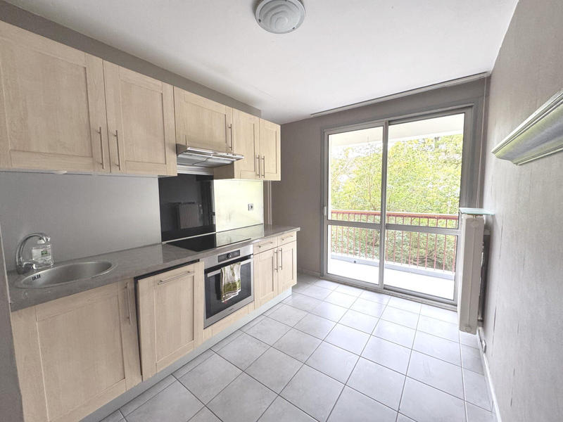 Appartement - 101 m² - 4 pièces