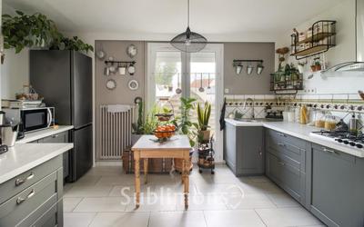 Maison - 88 m² - 5 pièces