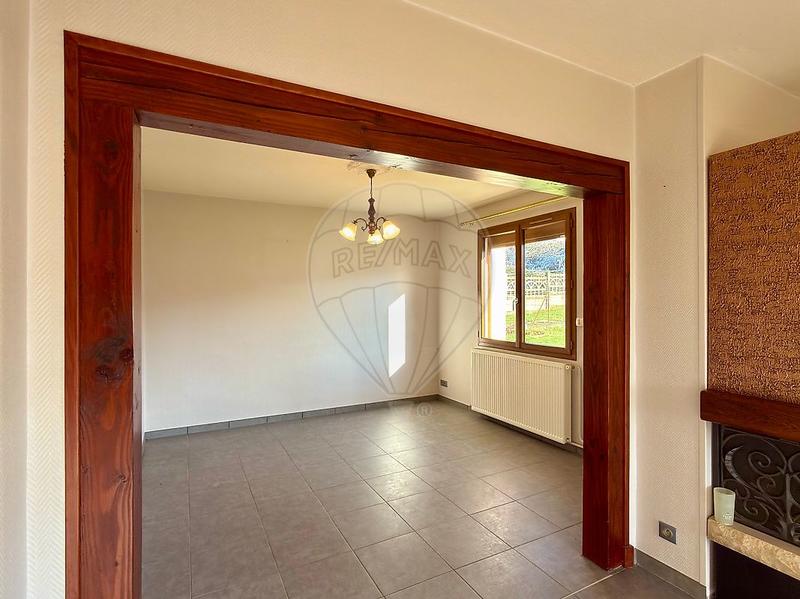 Maison - 96 m² - 4 pièces