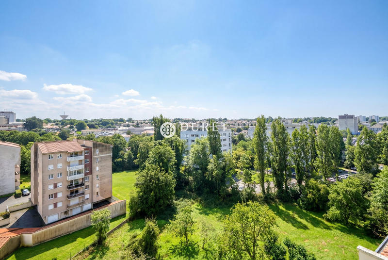 Appartement - 87 m² - 4 pièces