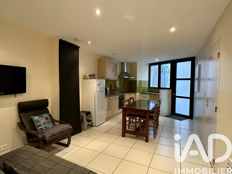 Maison de village - 257 m² - 12 pièces