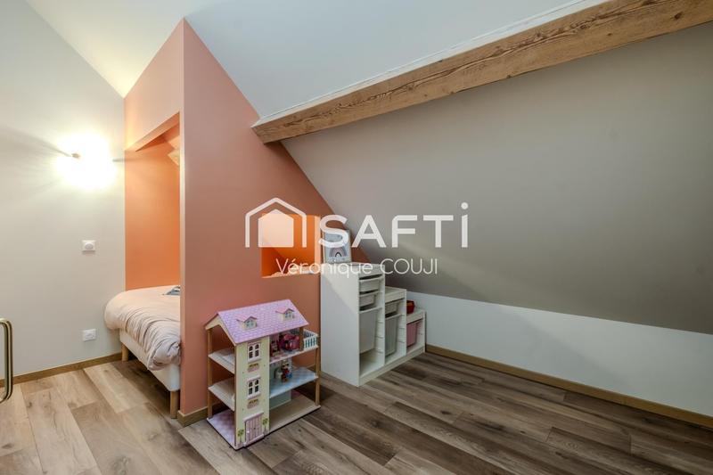 Appartement - 136 m² - 5 pièces