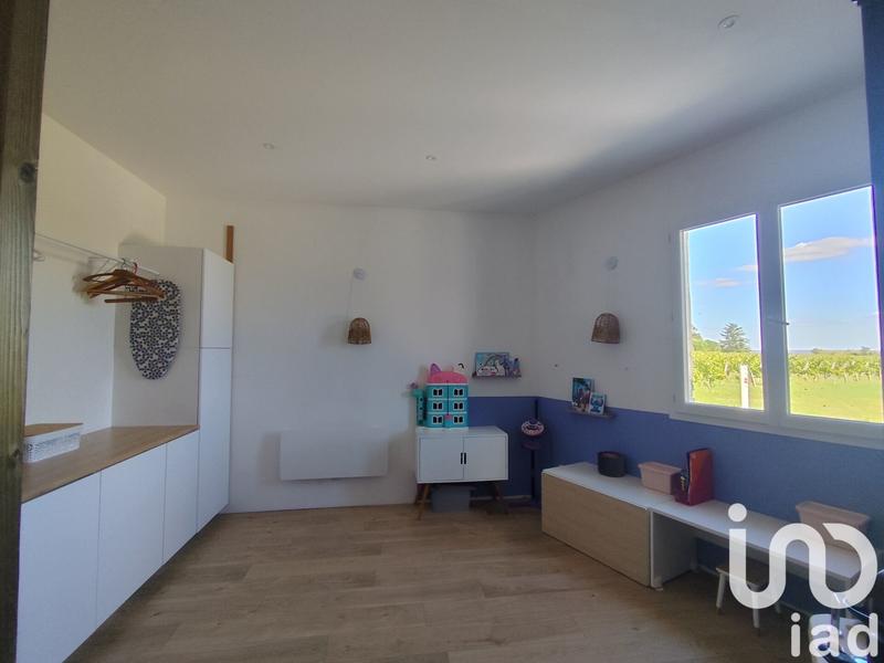 Maison - 180 m² - 5 pièces