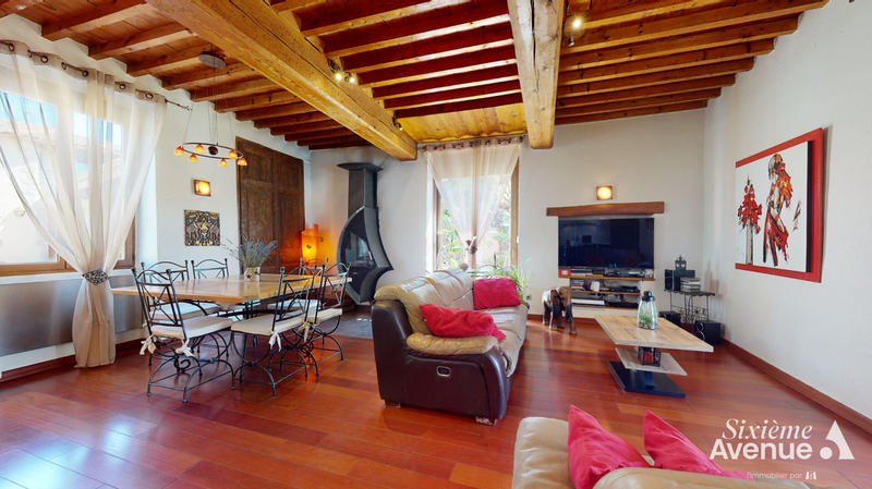 Maison - 405 m² - 12 pièces