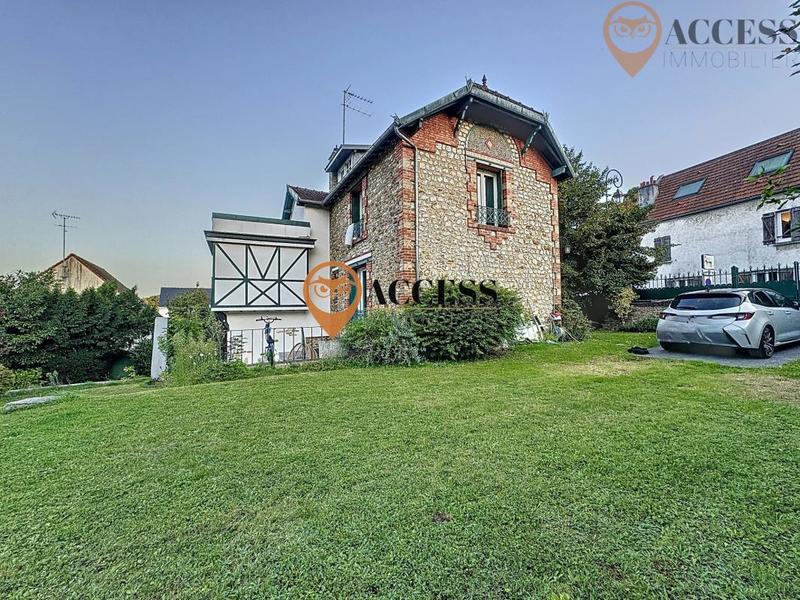 Maison - 184 m² - 8 pièces