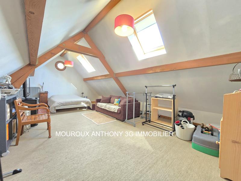 Maison - 248 m² - 7 pièces