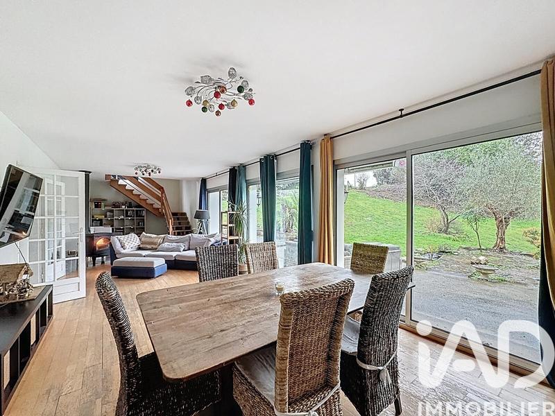 Maison - 152 m² - 5 pièces