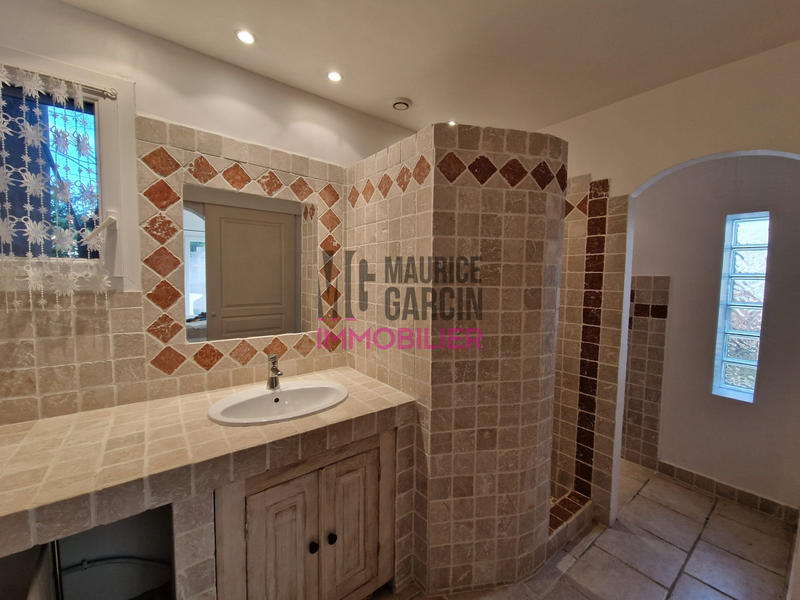 Maison - 197 m² - 5 pièces