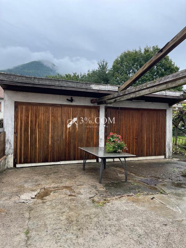 Maison - 260 m² - 11 pièces