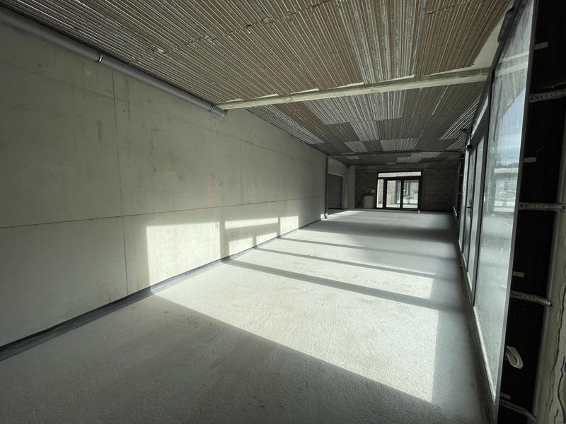 Local commercial - 135 m²