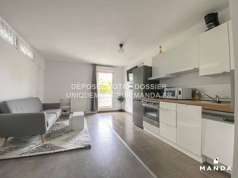 Chambre - 11 m² - 4 pièces