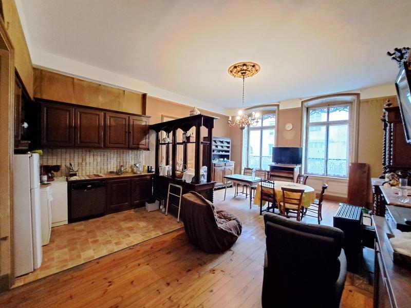 Maison - 506 m² - 15 pièces