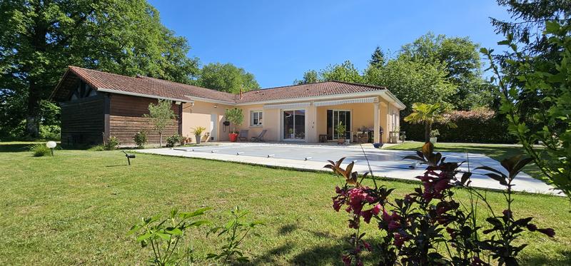 Maison - 110 m² - 4 pièces