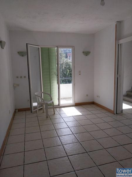 Maison - 75 m² - 6 pièces