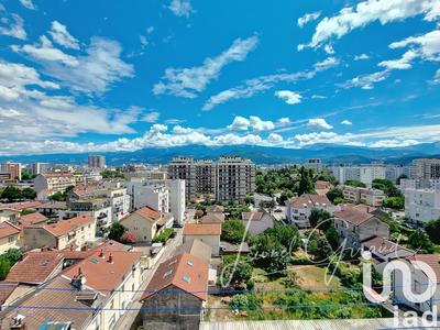 Appartement - 71 m² - 3 pièces