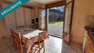 Maison - 333 m² - 10 pièces