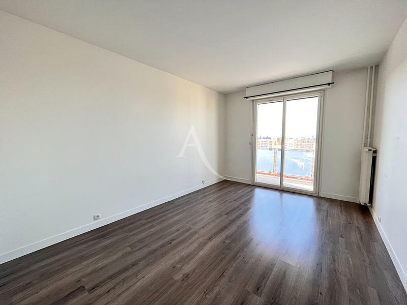 Appartement - 120 m² - 5 pièces