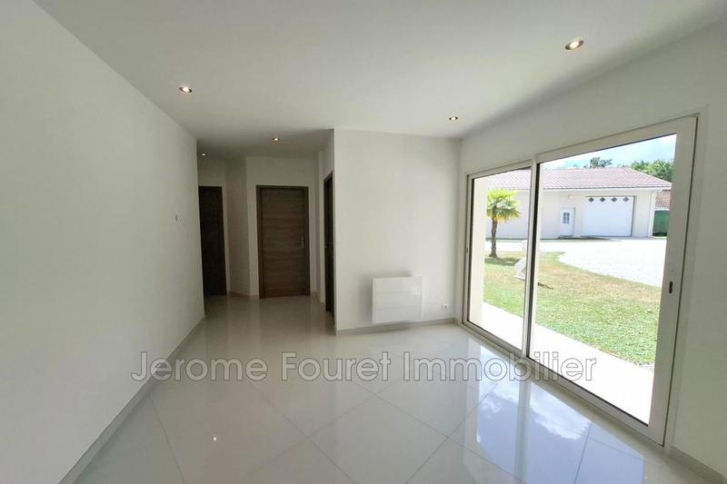 Maison - 250 m² - 5 pièces