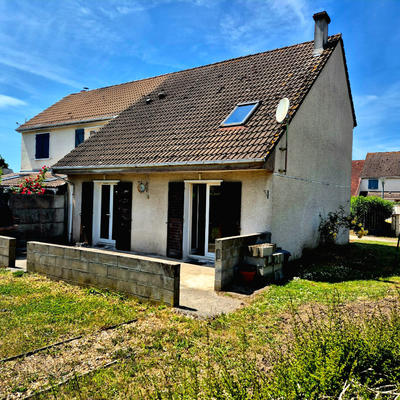 Maison - 100 m² - 5 pièces