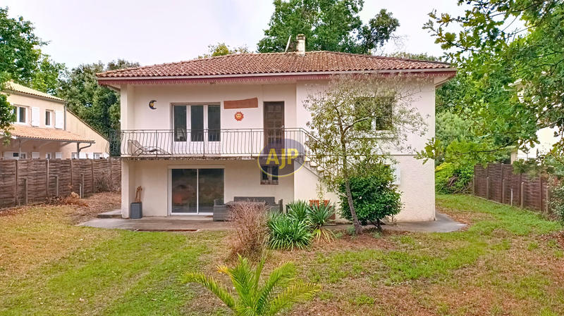 Maison - 150 m² - 4 pièces