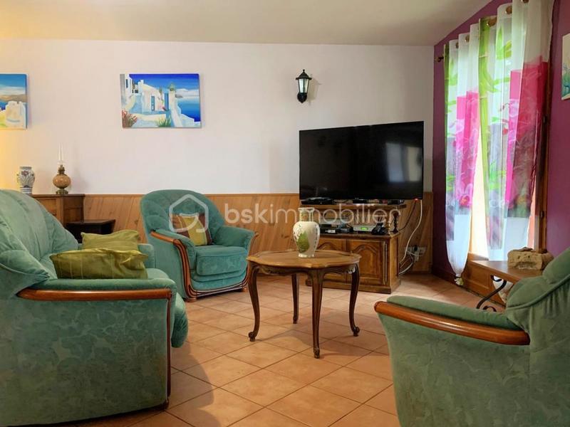 Maison - 135 m² - 7 pièces