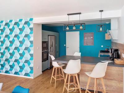 Maison de village - 259 m² - 8 pièces