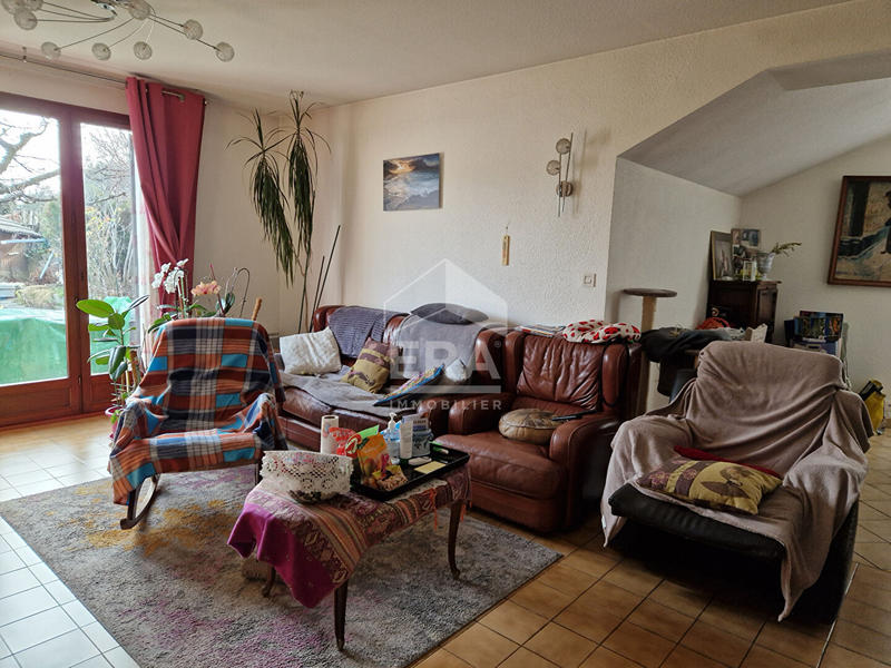 Maison - 121 m² - 5 pièces