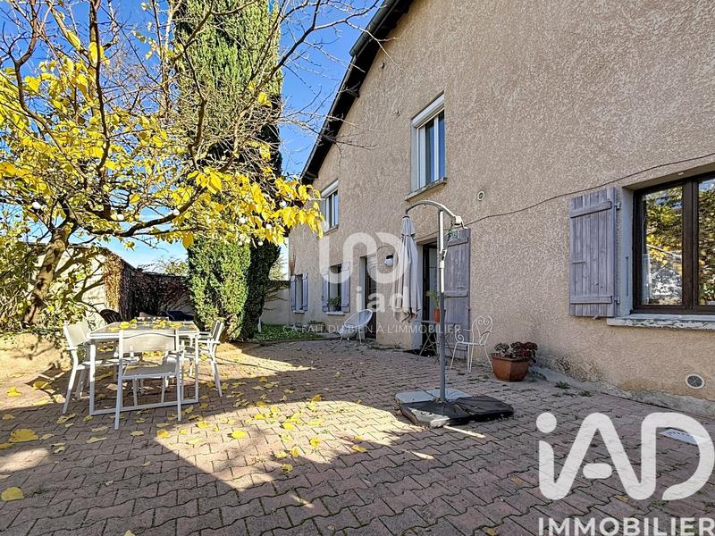 Maison - 200 m² - 6 pièces