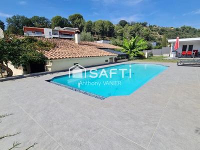 Maison - 105 m² - 4 pièces